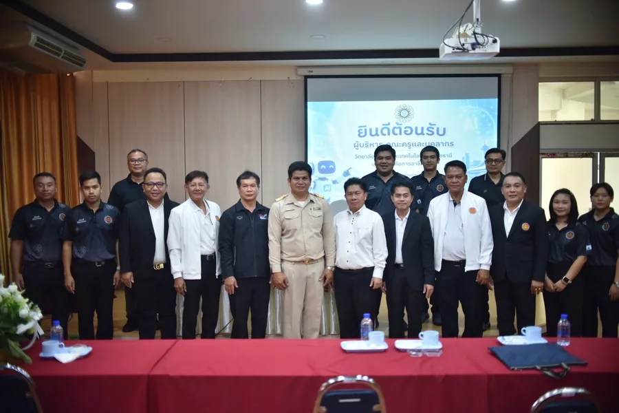าศึกษาดูงานศูนย์บ่มเพาะผู้ประกอบการอาชีวศึกษา ณ วิทยาลัยเทคนิคยโสธร จังหวัดยโสธร