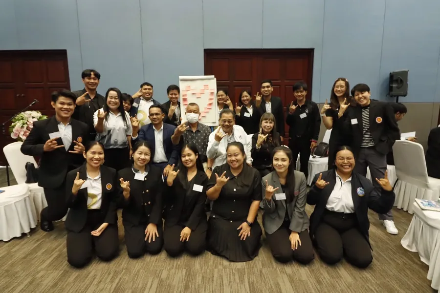 เข้าร่วมโครงการพัฒนาศักยภาพครูที่ปรึกษาและนายกองค์การนักวิชาชีพในอนาคตแห่งประเทศไทย