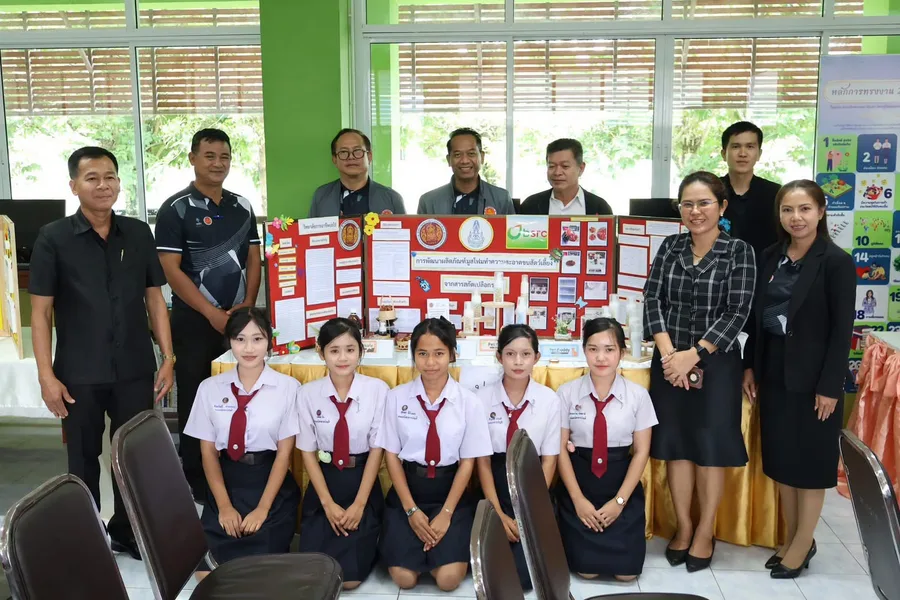 การพัฒนาผลิตภัณฑ์มูสโฟมทำความสะอาดขนสัตว์เลี้ยงจากสารสกัดเปลือกระกำ 